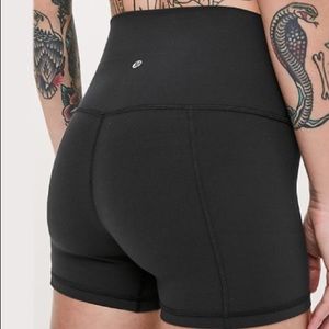 Lululemon align black short